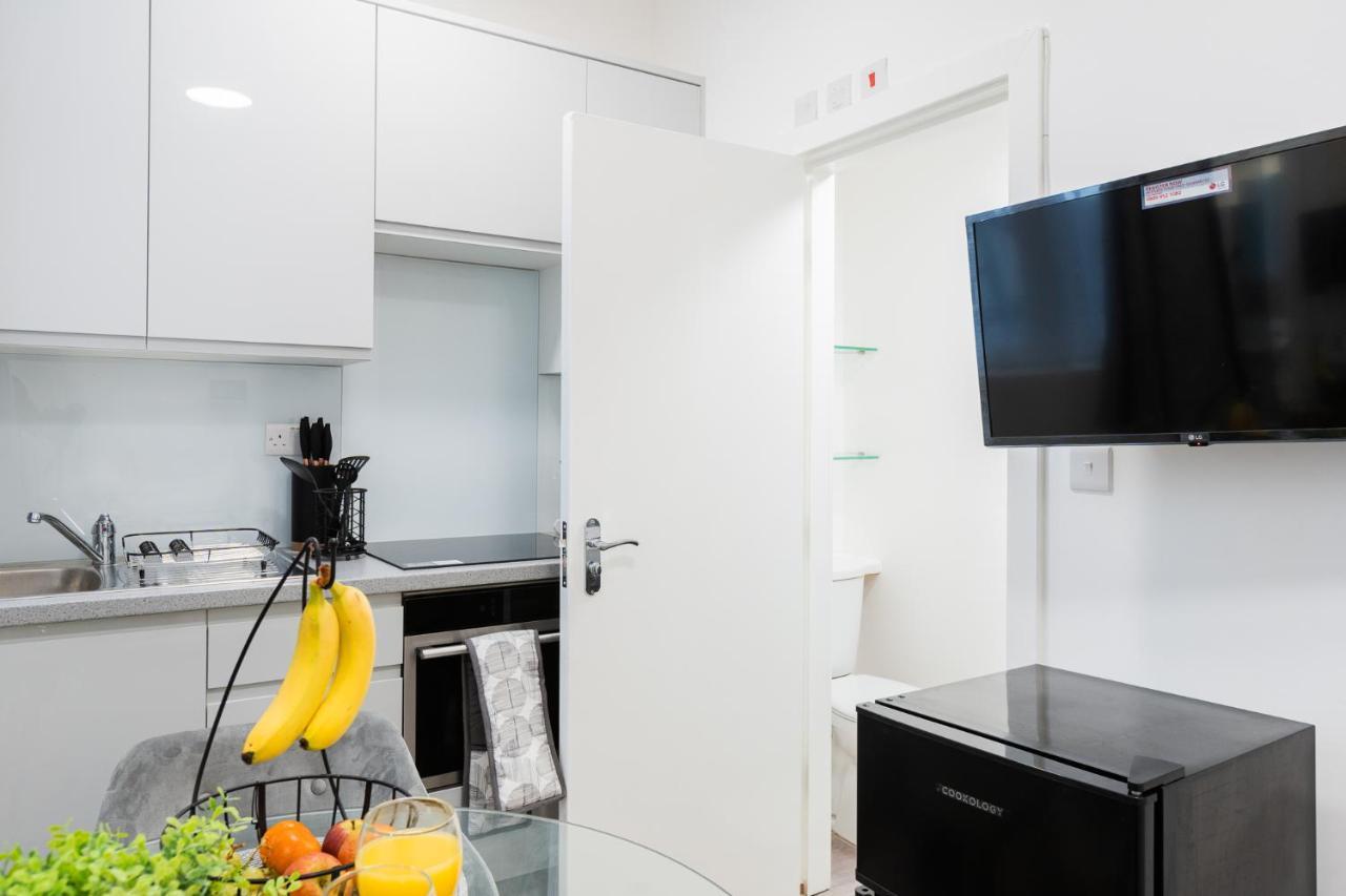 Large Studio Apartment 30 Mins To Oxford Street Londra Esterno foto