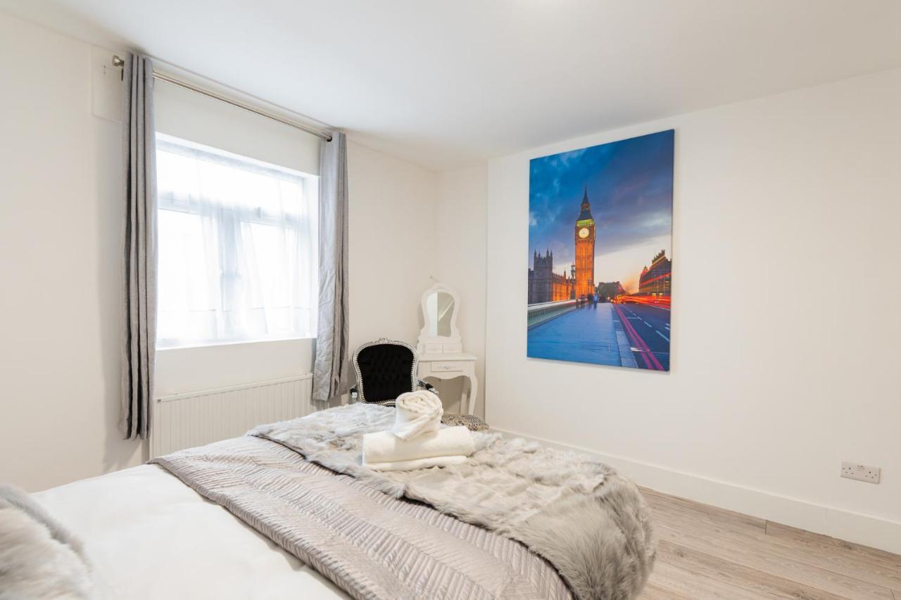 Large Studio Apartment 30 Mins To Oxford Street Londra Esterno foto